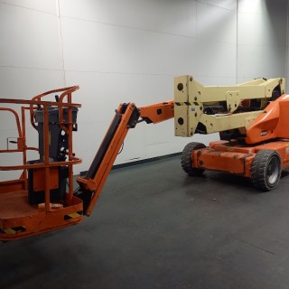 Аренда коленчатого подъемника JLG E450AJ