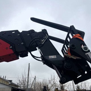 Телескопический погрузчик LGMG H1840